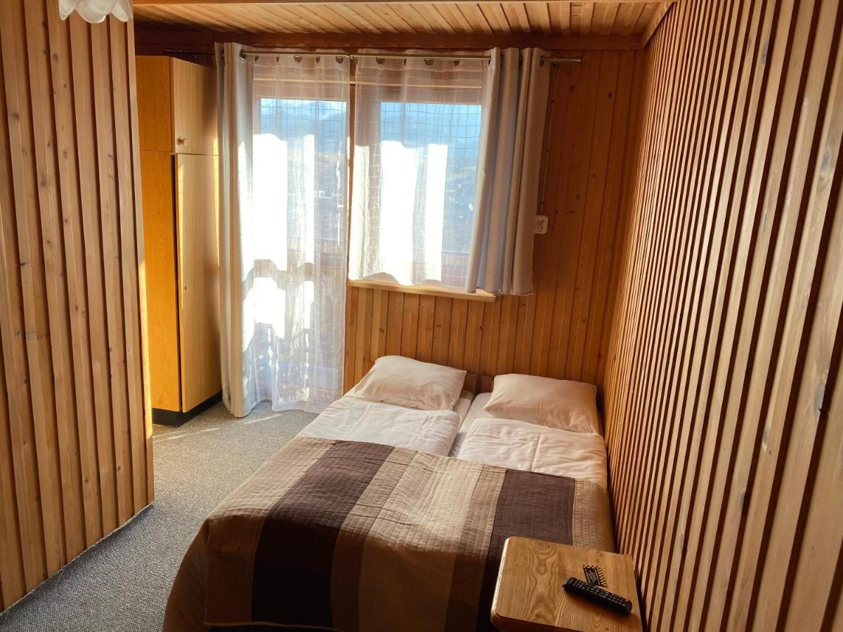 Double Room with Balcony,955899394:JPEG